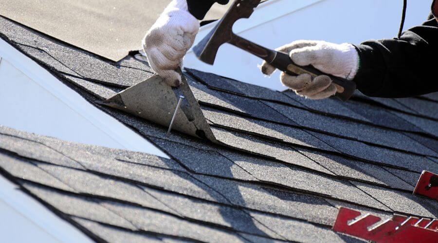 Professional gutter cleaning in Franklin, NH